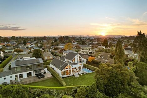 Photo of property in 124a Beerescourt Road, Beerescourt, Hamilton, 3200