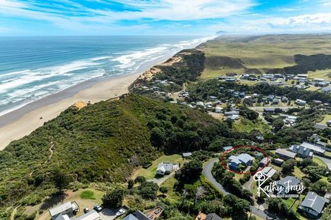 Photo of property in 13 Bayly Street, Baylys Beach, Dargaville, 0377