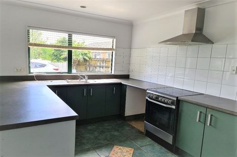 Photo of property in 542 Don Buck Road, Westgate, Auckland, 0614