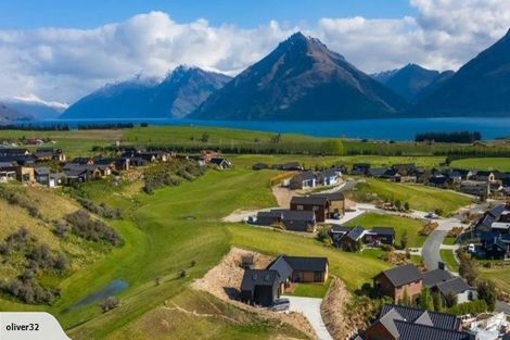 Photo of property in 6a Kinross Lane, Jacks Point, Queenstown, 9371