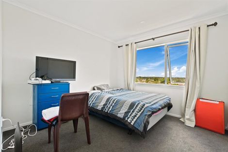 Photo of property in 159 Keri Vista Rise, Papakura, 2110