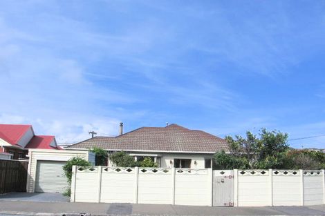 Photo of property in 21 Wayside, Miramar, Wellington, 6022