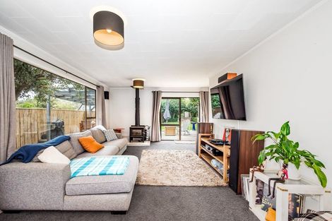 Photo of property in 25 Chums Road, Paraparaumu Beach, Paraparaumu, 5032