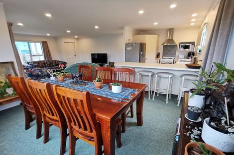 Photo of property in 135a Williams Street, Cambridge, 3434