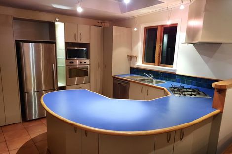 Photo of property in 62 Mortimer Terrace, Brooklyn, Wellington, 6021