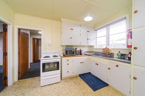 Photo of property in 76 Ferguson Street, Awapuni, Palmerston North, 4412