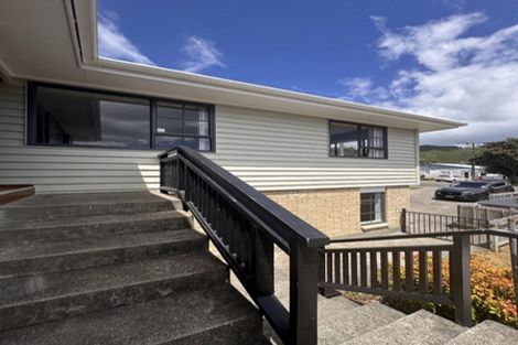 Photo of property in 25 Ngatitoa Street, Tawa, Wellington, 5028