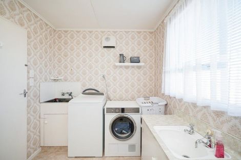 Photo of property in 231 Princes Street, Strathern, Invercargill, 9812