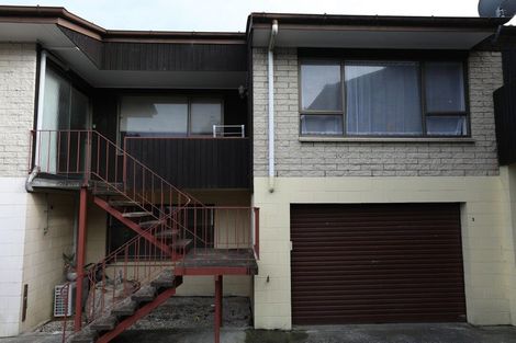 Photo of property in 2/1 Chevis Place, Pakuranga, Auckland, 2010