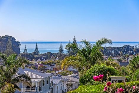 Photo of property in 1 Ocean View Terrace, Orewa, 0931