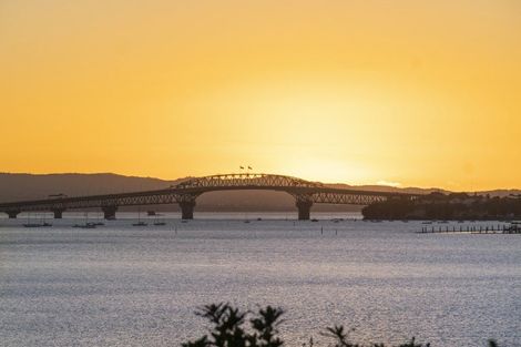 Photo of property in 83 Ngataringa Road, Devonport, Auckland, 0624