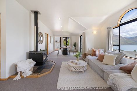 Photo of property in 12b Windsor Place, Queenstown, 9300