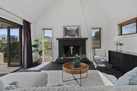 Photo of property in 5a Hinewa Road, Otumoetai, Tauranga, 3110