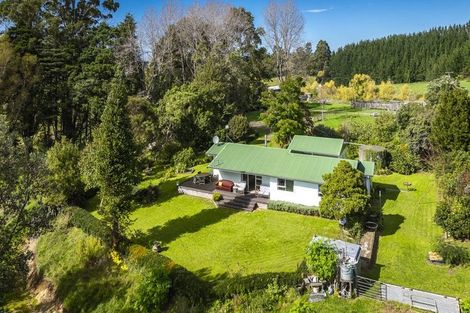 Photo of property in 888 Kakariki Farm Road, Kotemaori, 4188