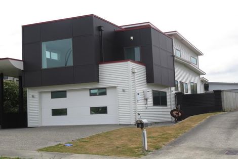 Photo of property in 30 Mo Street, Camborne, Porirua, 5026