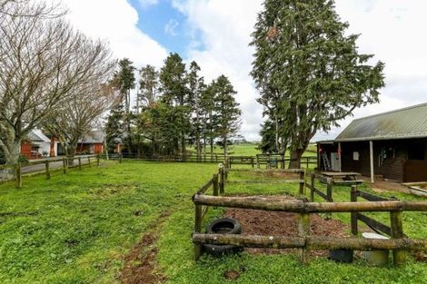 Photo of property in 697 Frankley Road, Hurworth, New Plymouth, 4371