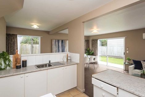 Photo of property in 4/16 Grenville Street, Waltham, Christchurch, 8011