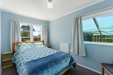 Photo of property in 6 Rangiuru Road, Otaki Beach, Otaki, 5512