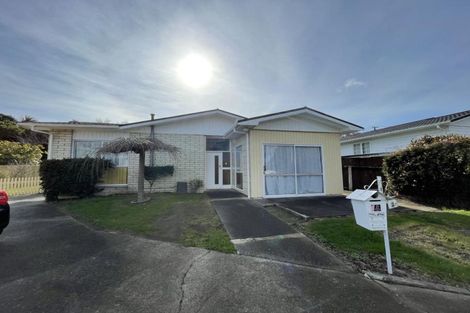 Photo of property in 2 Aiken Road, Saint Johns Hill, Whanganui, 4501