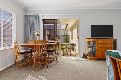Photo of property in 8 Donegal Place, Katikati, 3129