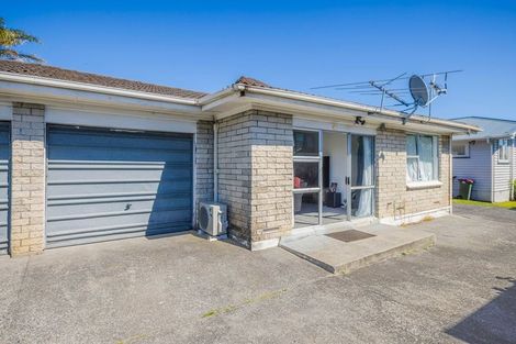 Photo of property in 2/11 Coates Road, Papatoetoe, Auckland, 2025