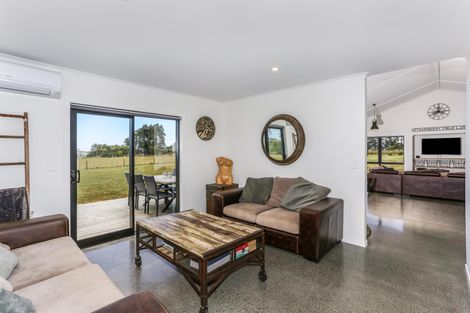 Photo of property in 85 Hunt Road, Pukekawa, Tuakau, 2696