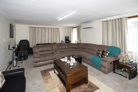 Photo of property in 43 Frederick Street, Carterton, 5713