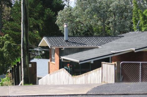 Photo of property in 50b Sunnyside Road, Sunnyvale, Auckland, 0612