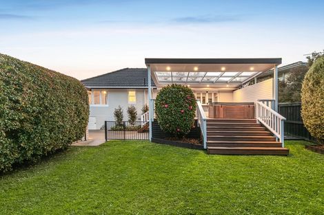 Photo of property in 83 Hutchinsons Road, Bucklands Beach, Auckland, 2014