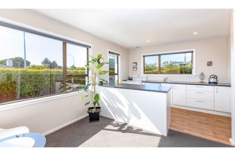 Photo of property in 1/1 Rosedale Place, Avonhead, Christchurch, 8042