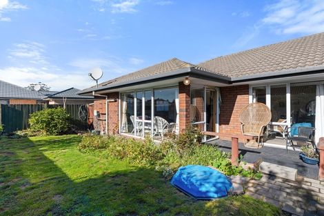 Photo of property in 2/356 Yaldhurst Road, Russley, Christchurch, 8042