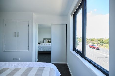 Photo of property in 35 Walmsley Road, Mangere, Auckland, 2022
