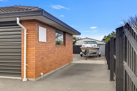 Photo of property in 37 Ben Nevis Drive, Broomfield, Christchurch, 8042
