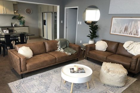 Photo of property in 4/8 Lee Road, Taradale, Napier, 4112