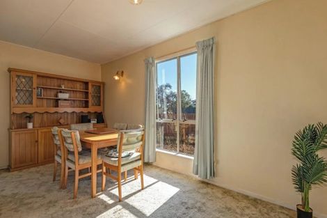 Photo of property in 38 Acacia Street, Kelvin Grove, Palmerston North, 4414