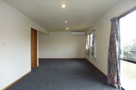 Photo of property in 37 Peverel Street, Riccarton, Christchurch, 8041