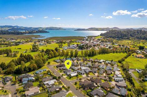 Photo of property in 5 Victoria Street, Coromandel, 3506