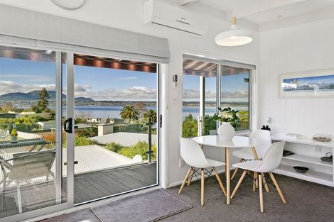 Photo of property in 4/22 Alberta Street, Acacia Bay, Taupo, 3330