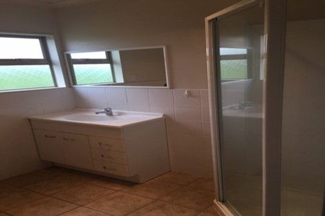 Photo of property in 22 Imrie Avenue, Mangere, Auckland, 2022