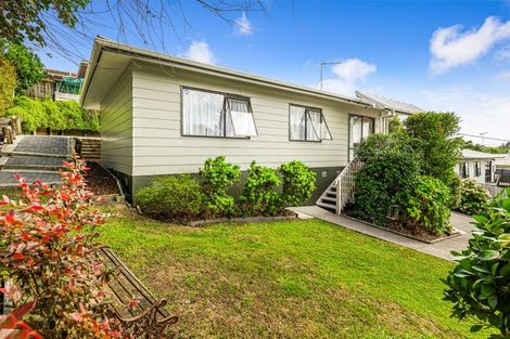 Photo of property in 2/6 Helena Street, Massey, Auckland, 0614