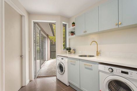 Photo of property in 112 Englefield Road, Northwood, Christchurch, 8051