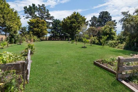 Photo of property in 36 Pukepapa Road, Marton, 4710