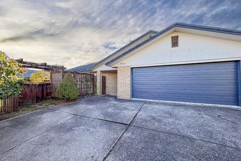 Photo of property in 15 Tuirangi Street, Flagstaff, Hamilton, 3210