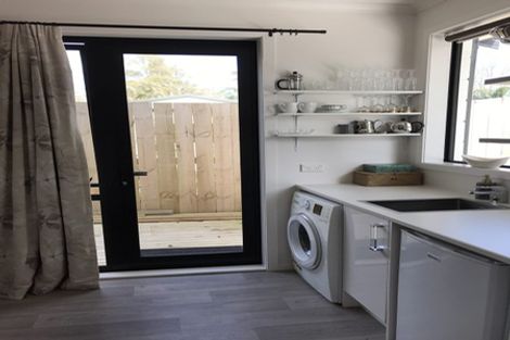 Photo of property in 72a Princes Street, Cambridge, 3434