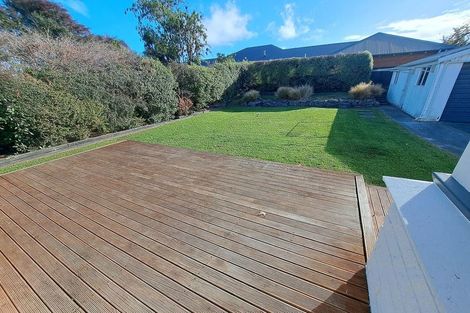 Photo of property in 16 Hurunui Street, Cracroft, Christchurch, 8025
