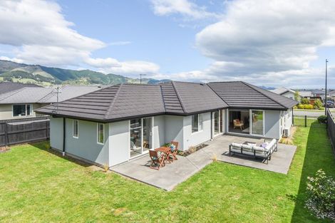 Photo of property in 15 Oakdale Grove, Richmond, 7020