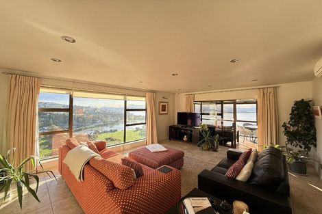 Photo of property in 1/56 Balmoral Lane, Redcliffs, Christchurch, 8081