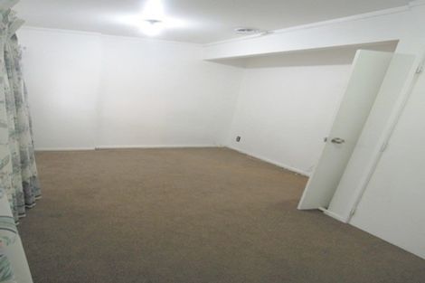 Photo of property in 23 Flaxdale Street, Birkdale, Auckland, 0626