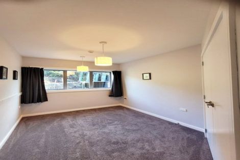 Photo of property in 47 Seymour Grove, Kingsley Heights, Upper Hutt, 5018