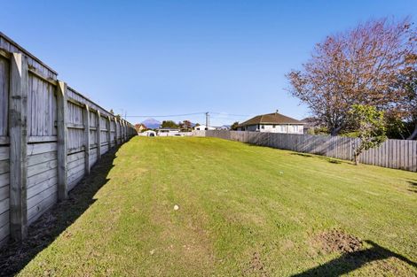 Photo of property in 11 Banks Street, Marfell, New Plymouth, 4310